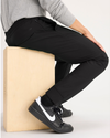 View of model wearing Beautiful Black Jogger Go, fit slim avec Airweave.