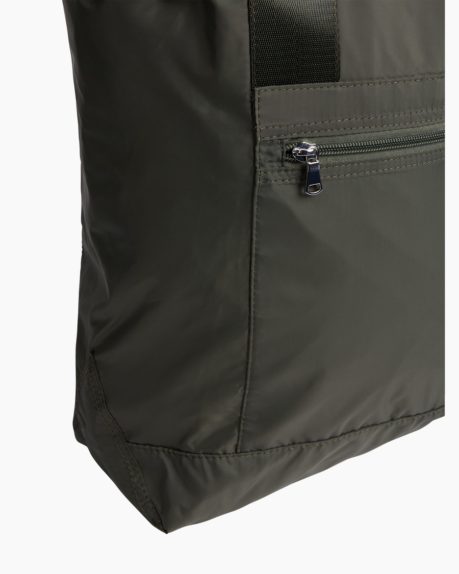 View of  Duffle Bag Men's Packable Bagpack.